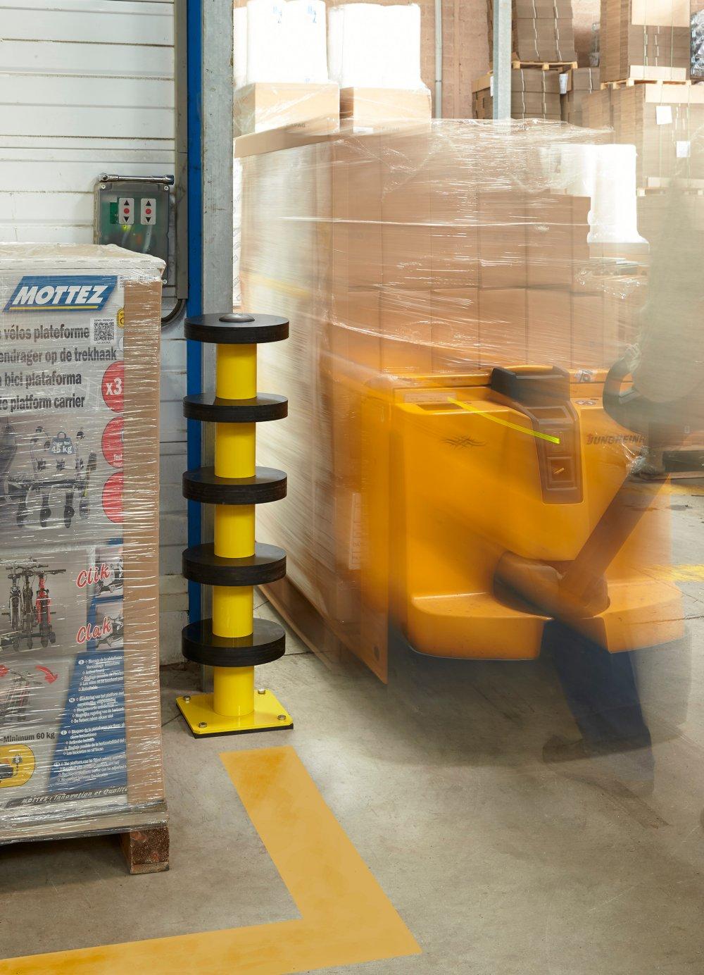 POTEAU DE PROTECTION