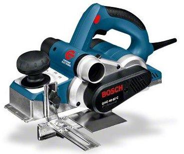 RABOT 850W 82MM EN COFFRET