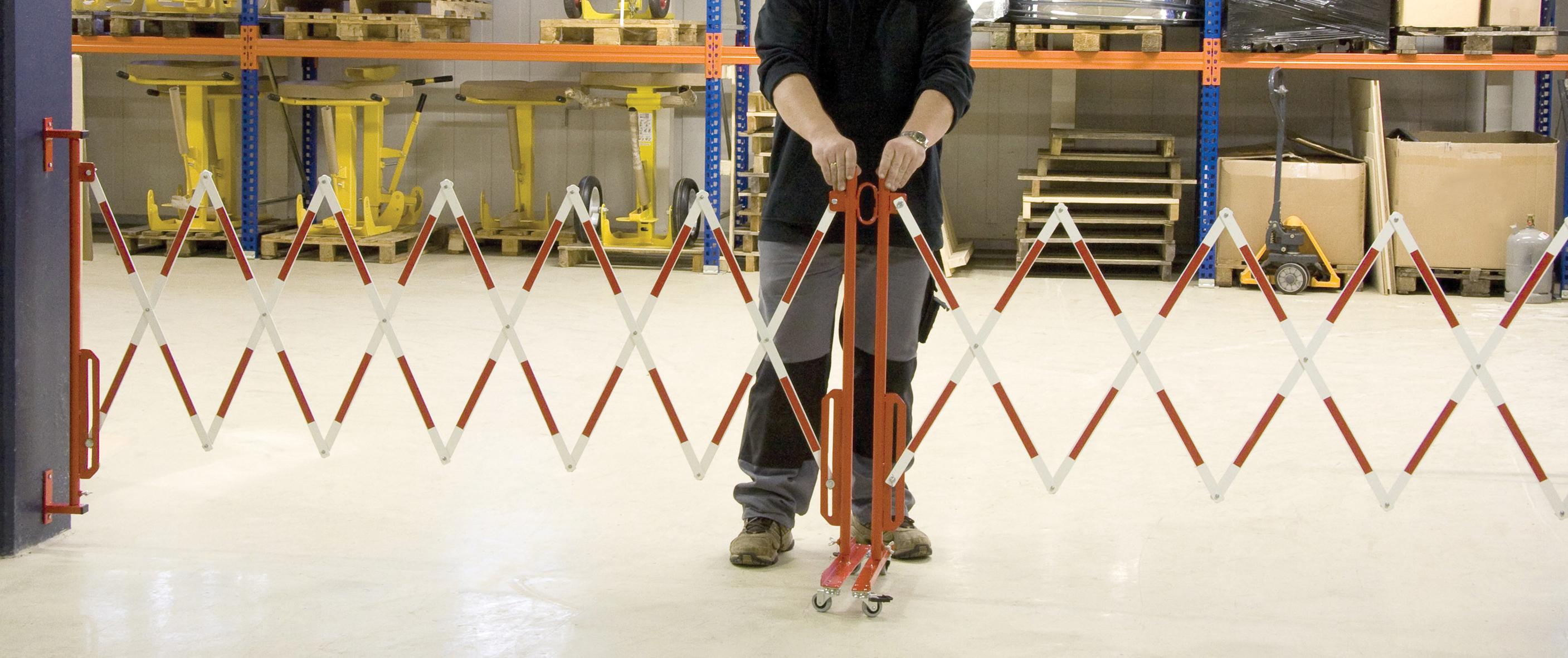 BARRIERE EXTENSIBLE HAUTEUR 1050 ROUGE/BLANC