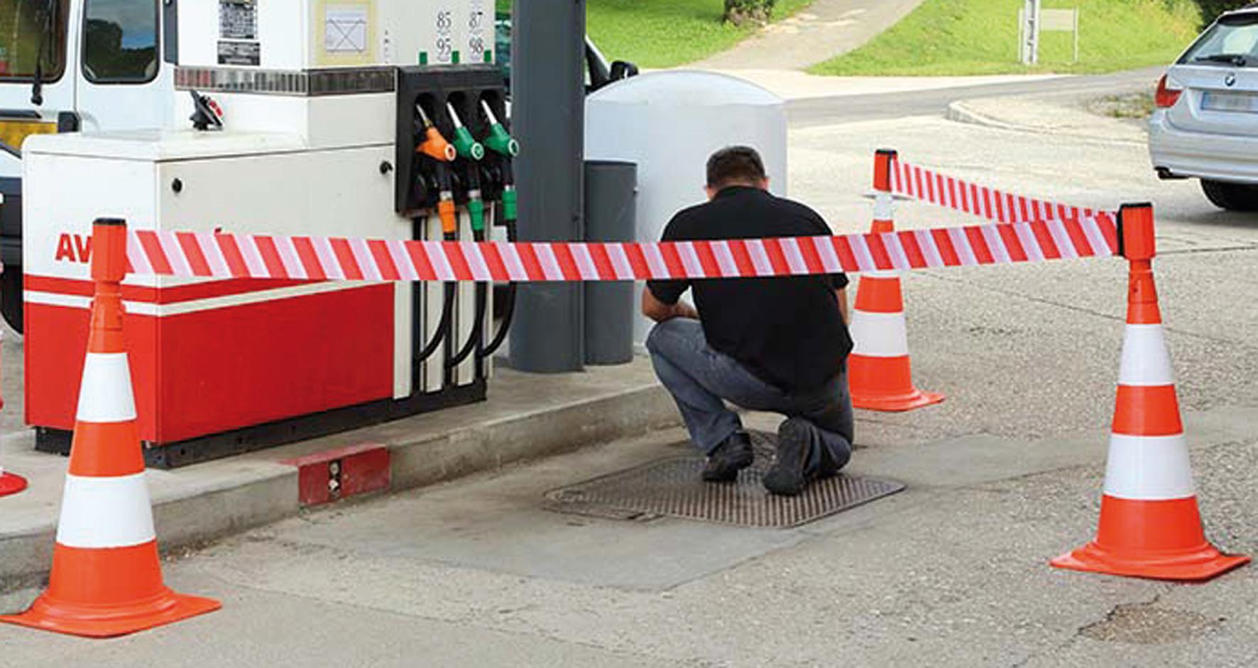 DEROULEUR A SANGLE 3M POUR BALISES ROUGE/BLANC