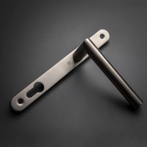 Ensemble double bequille sur plaque JADE série 1394 - Clé I - inox - Etroite